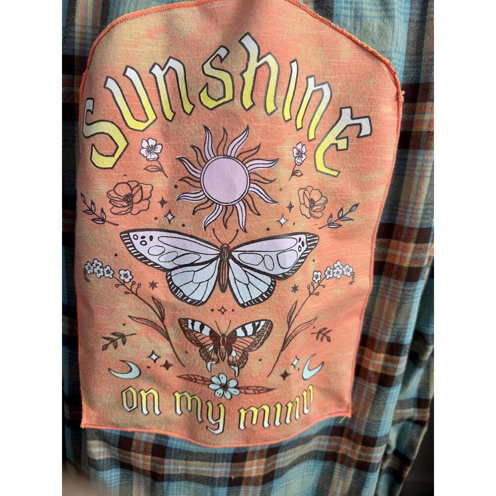 April 25th Flannels Sunshine My Mind Plaid Alesbury XXLT Ti_the_Artiste‎ Grunge